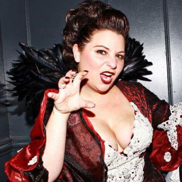 Meet your Posher, Bella - Picture 3 of 3